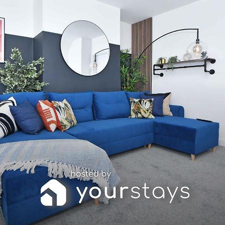 Lily House By Yourstays - Cosy 3 Bedroom House In Crewe Esterno foto